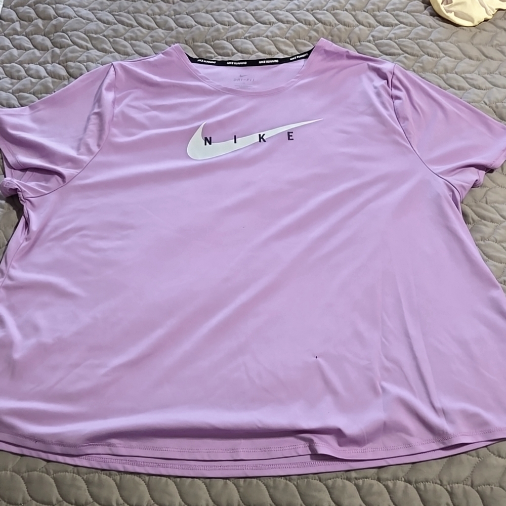 NIKE Running DRI-FIT Oversized crop top